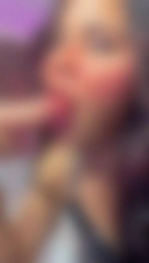 I´m online daddy, I have a surprise for you in private🔥🔥 by anniiee-smith