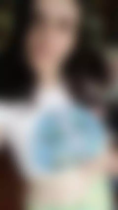 muestro tetas sin que mk hermanastro se entero by pauliirose