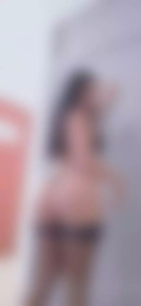 🥵💋 by lunastarlight235