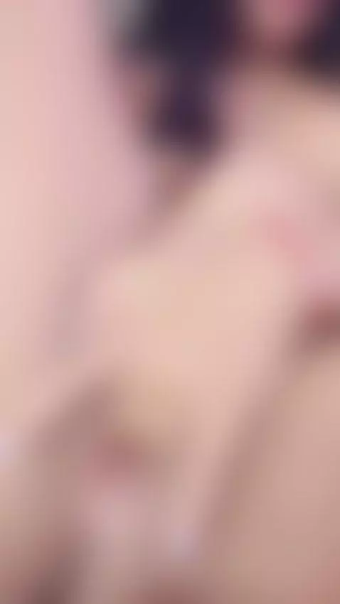 come follow me I'm very hot by lunastarlight235