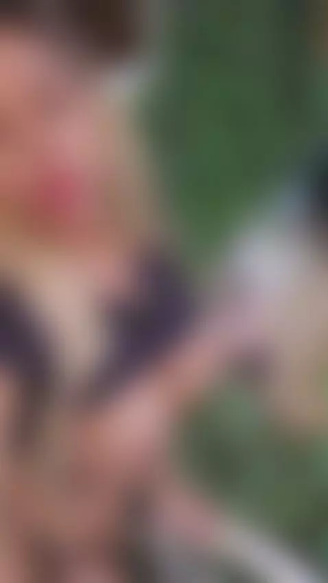 Te gustaría estar ahí abajo? by pamelaxpicetv