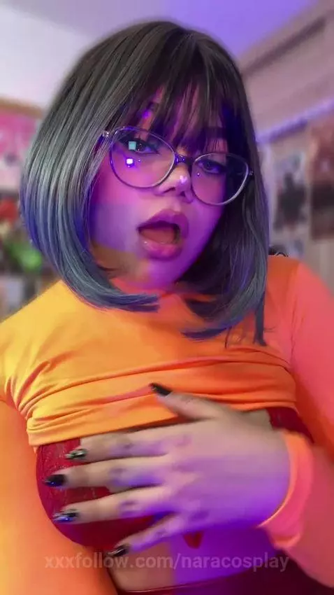 Velma, jinkies!!!🧡🧡 by naracosplay