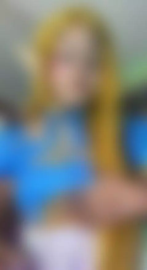 Zelda has a sexy surprise !! by naracosplay