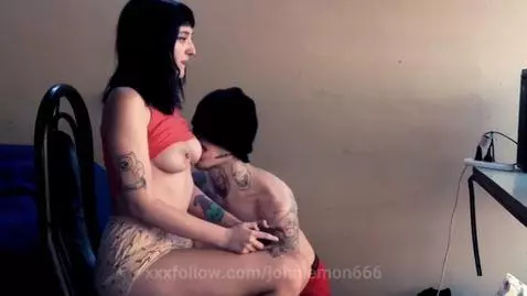 This is how my 19-year-old friend plays video games when she... by johnlemon666