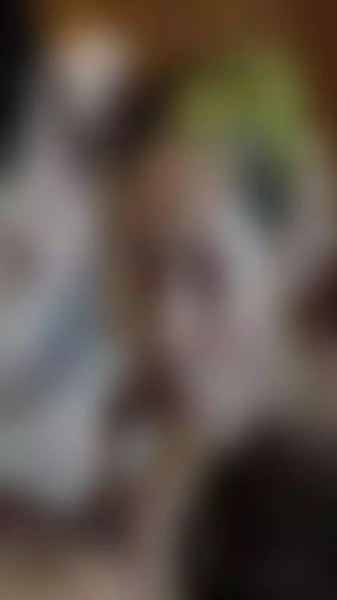 The yellow-haired one is more greedy. (portrait / 9:16 forma... by johnlemon666