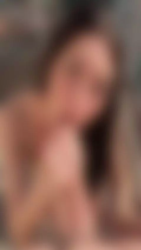 My glasses aren't mirrored girl. (portrait / 9:16 format) 📱 by johnlemon666