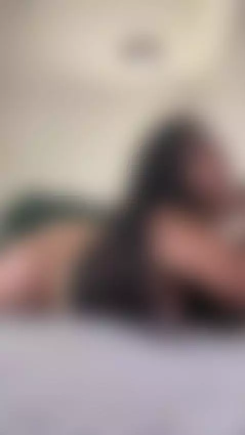 Good Morning! 🤤😋 Do you want to hear your name from my mouth... by camilbs