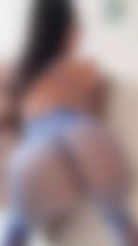 Do you like the color blue? 💦 💙 by camilbs