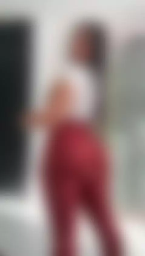 🔥😳😳 by camilbs