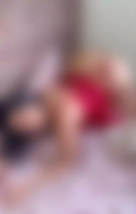 Does it come off or get pushed aside? 🔥😍 by camilbs