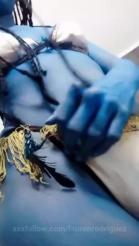 You want to fuck this sexy and burning avatar by laurenrodriguez