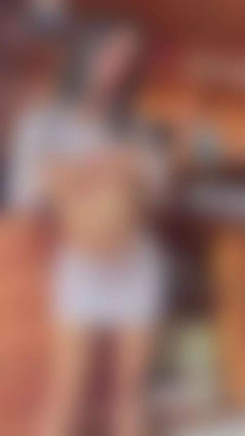 ups mi jefe me consiguio tocandome en su oficina by laurenrodriguez