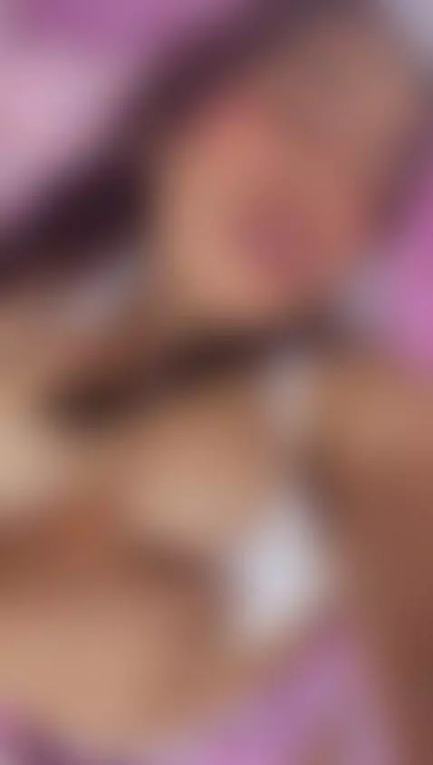 Mmmm today I wanted to play a little with my fucking machine... by celestefisherss