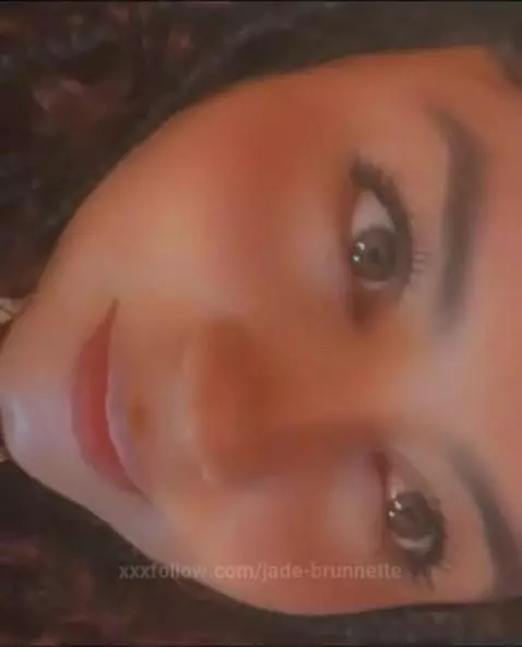 Mi belleza combina contigo 😈 by jade-brunnette