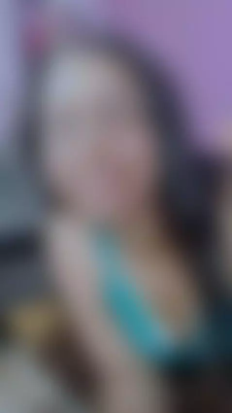 Do you like my new suit? by jade-brunnette