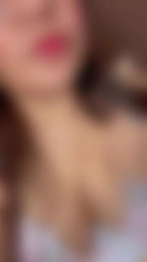 I see you online darling !! by barbara-cambels