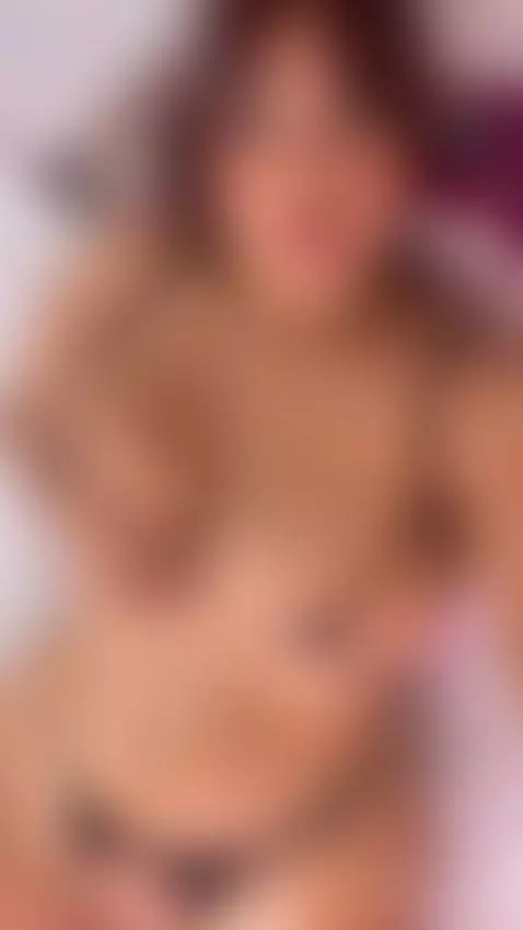 Between desire and daring... you'll find me there. by zafirahot