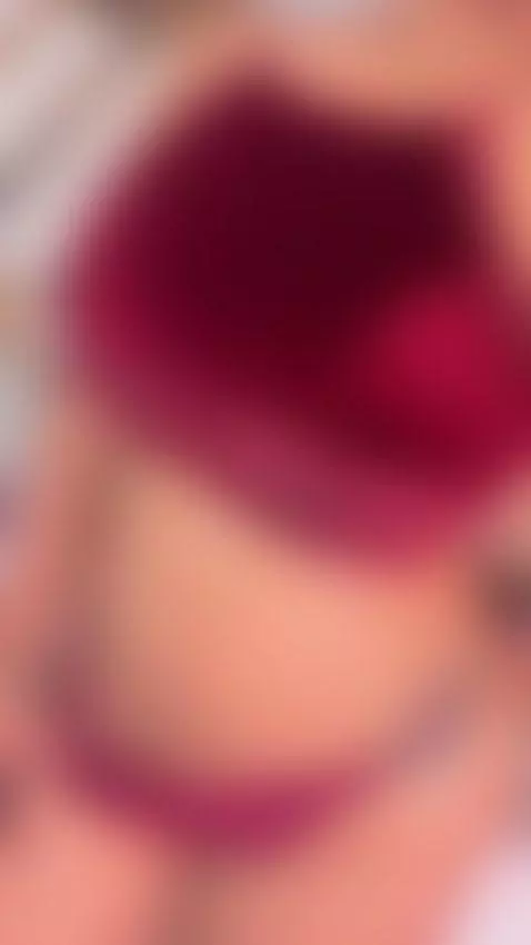 Sexy and hot for you 🔥💋🤤✨💦🥵😈👅🍒🍑 by zafirahot