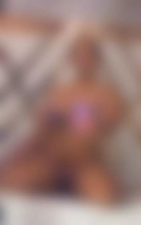 delicious woman, with very rich tastes for you! by zafirahot