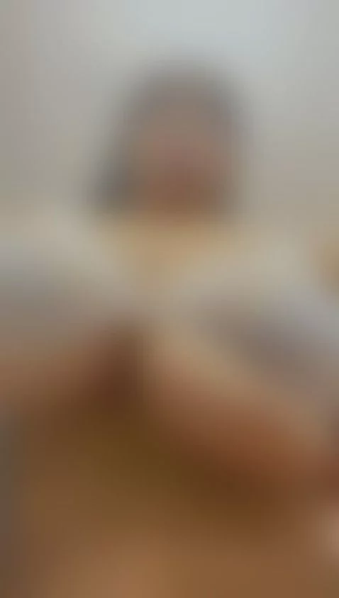 i want to jump on top of you by zafirahot