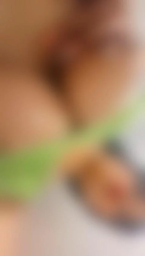 delicious tits for you!🍑🔥 by zafirahot