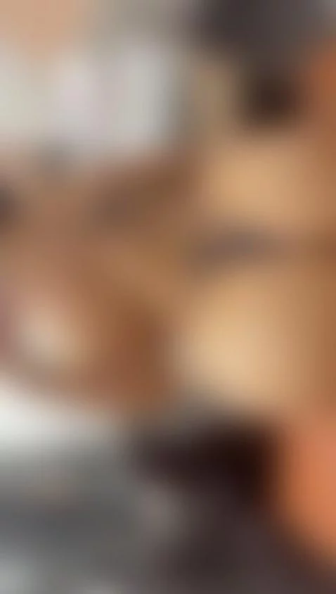 twerking 💦 by zafirahot