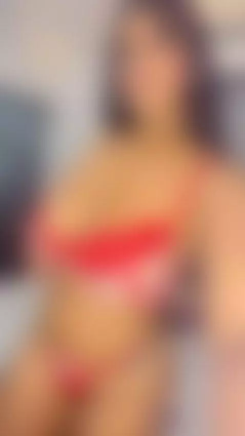 Do you want to see how I lick the chocolate off my big tits ... by zafirahot