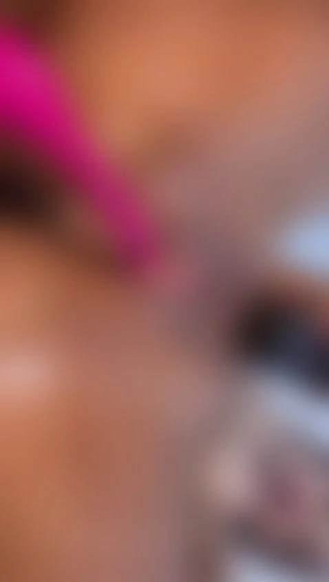 So yummyyy!! Help me to squirt with my toy!! by lindakhalifa