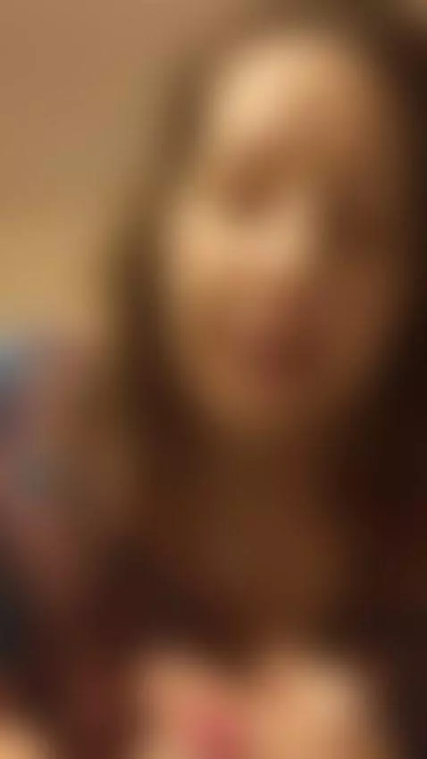 watch while i put on my lipstick by trampstampcherry