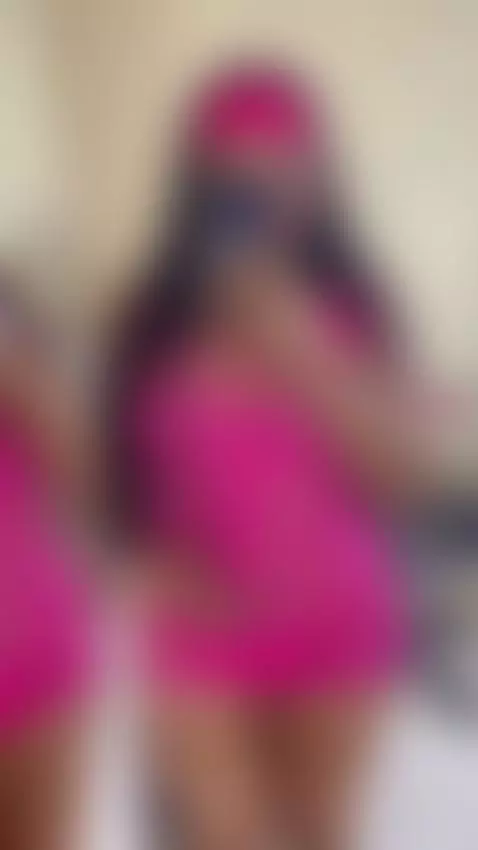 little, petite, pink by thalia-castro