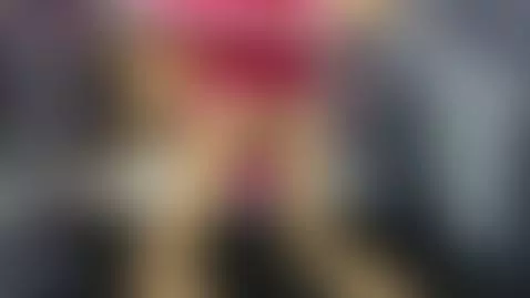 I shake my ass for you! by karolpalacios