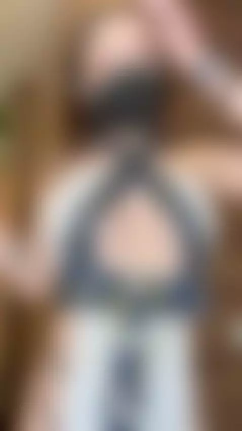 Flashing my titties to strangers is my favorite! 😋💕 by sturluson