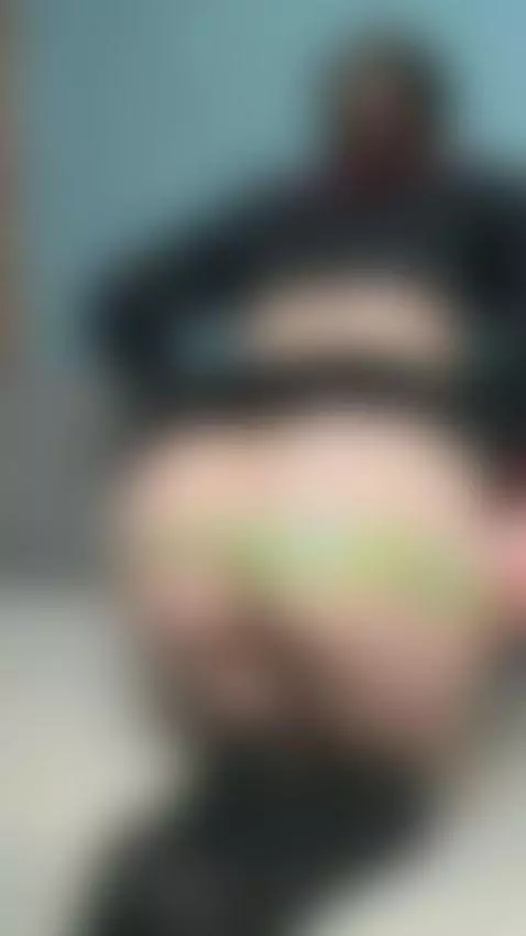 a quick view of my booty at home by sturluson