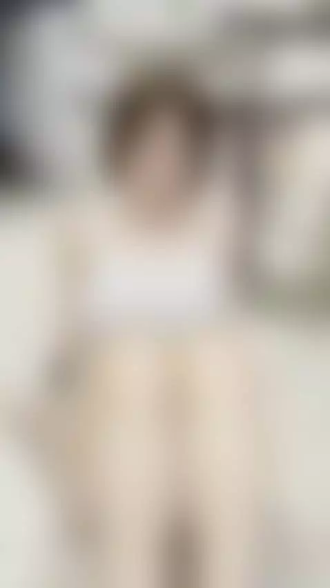 Spread wide open — and yes, I want you to look 👀 by sturluson