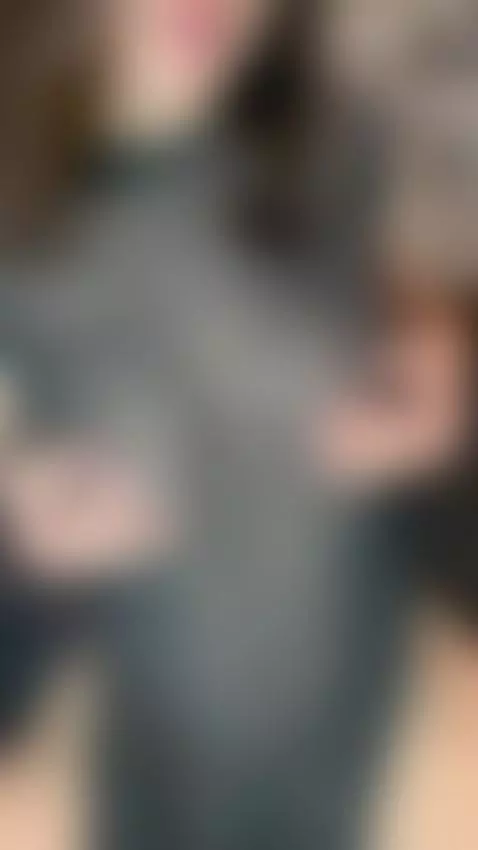 Would u ever pick a chubby girl over a skinny girl? ;) by sturluson