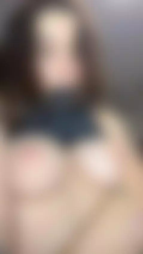 Do you like my size or not enough? by sturluson