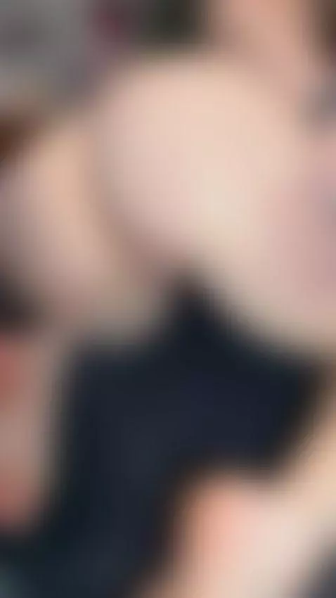 Pizza is nice, but my ass is better by sturluson