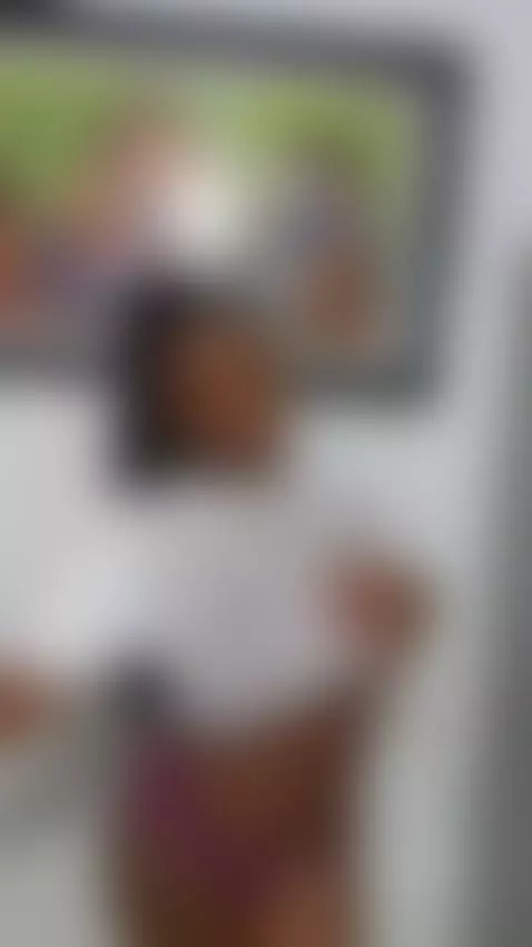 hot bitch bigboobs by carolina-hurtado