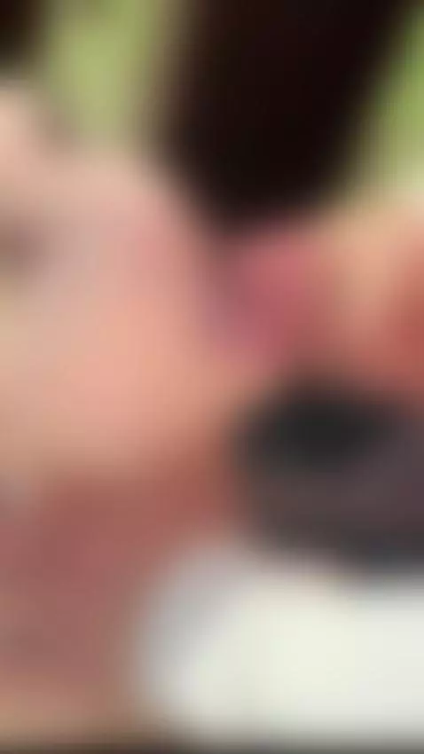 En las Vias del Tren 💦💦 by divinamaruuu