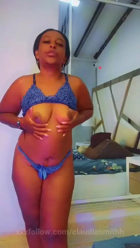 milf sexy by claudiasmithh