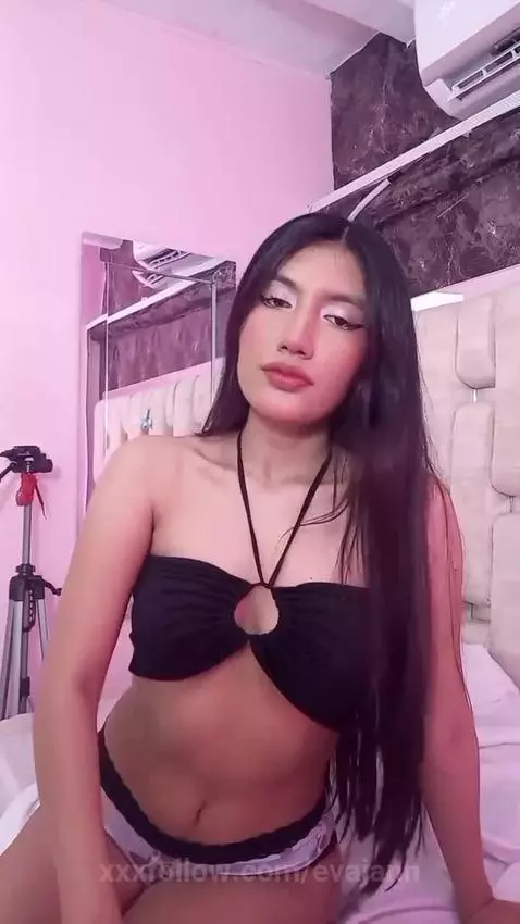 Your favorite fantasy starts here, with me 🎥❤ by evajann