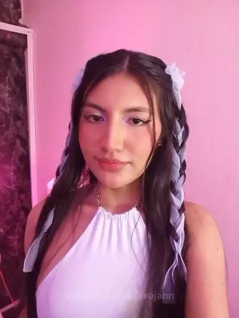 My body is your canvas, paint it with your wishes! 😉💄 by evajann