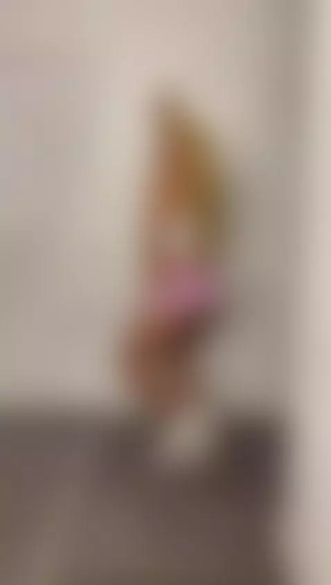 I'm a sissy and I want to be dominated😋 by sirius-s