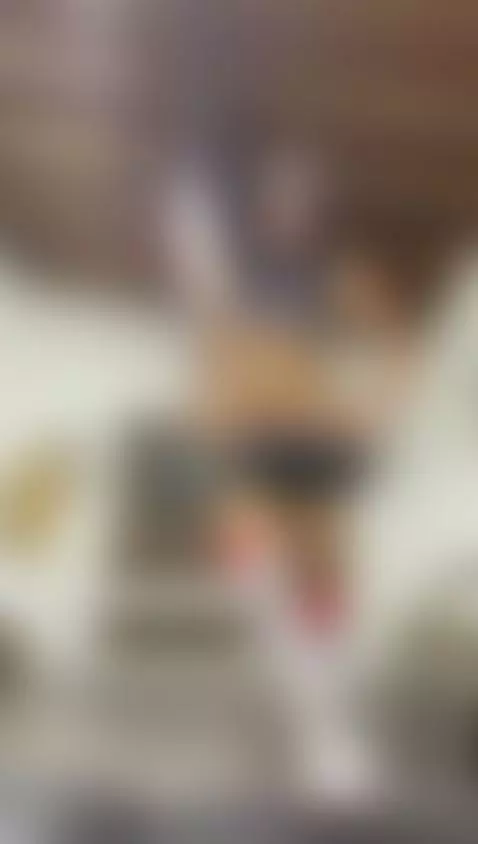 se me acaba de dañar mi mini falda 🙈😈 by sirius-s