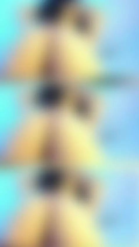 I'm in that mood where one look changes everything... come t... by sammy-roussee