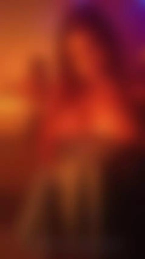 A little shy? 😈 by juliet-davis