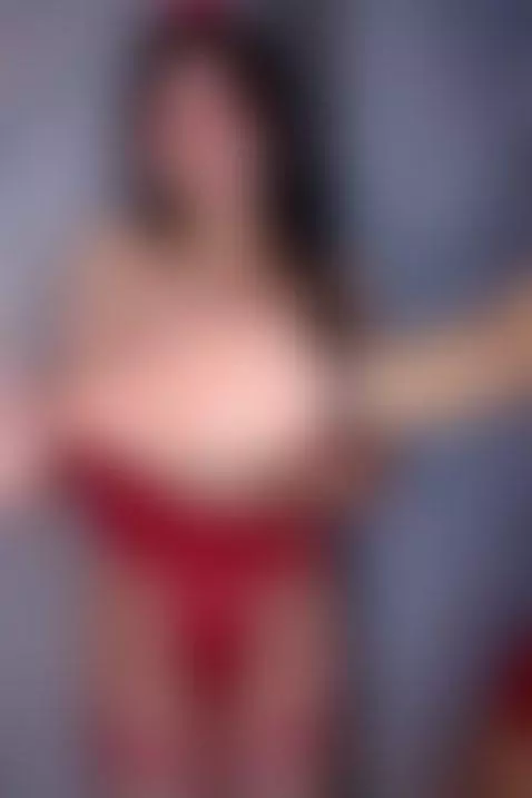 Let yourself be guided by the charms of this wonderful coupl... by noahandrose