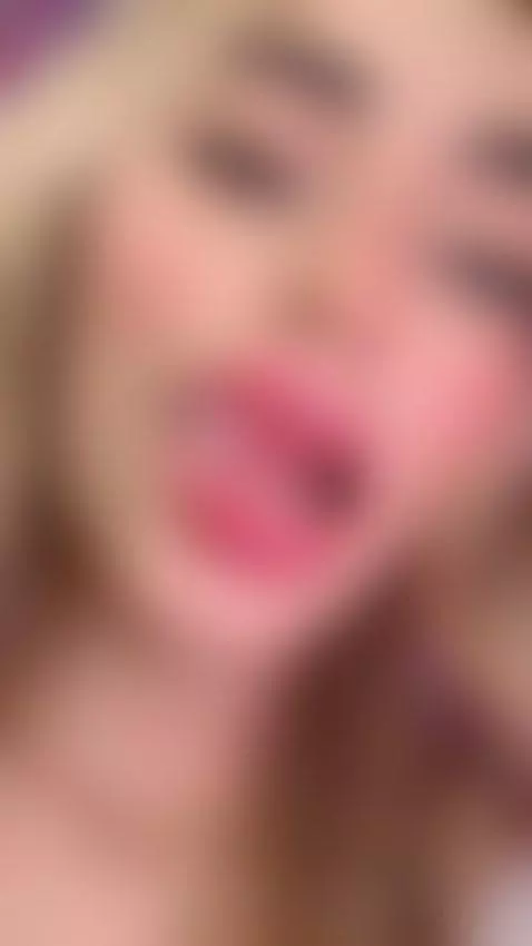 Saliva bubbles 💦💦 by alejamillan1