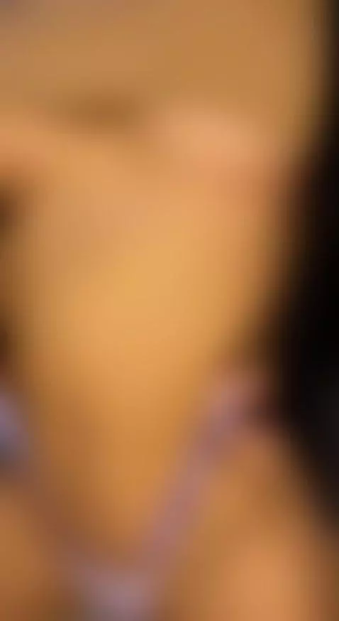 en mi cuarto, esperandote by im-sati-is-back