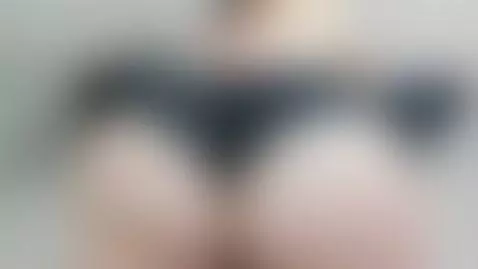 Would you like to see me twerk in your face? Come and enjoy ... by alexaabluum